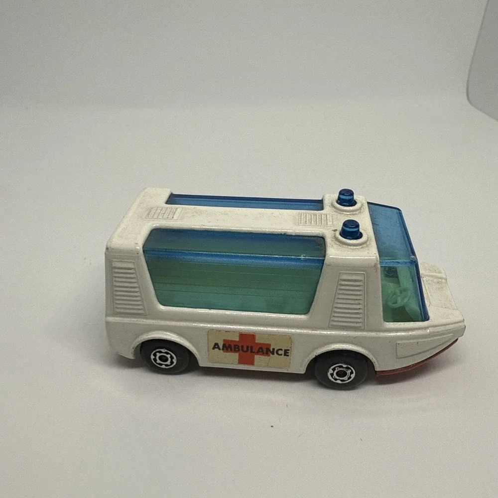 Vintage Lesney 1971 Matchbox Superfast No 46 Stretcha Fetcha Ambulance White